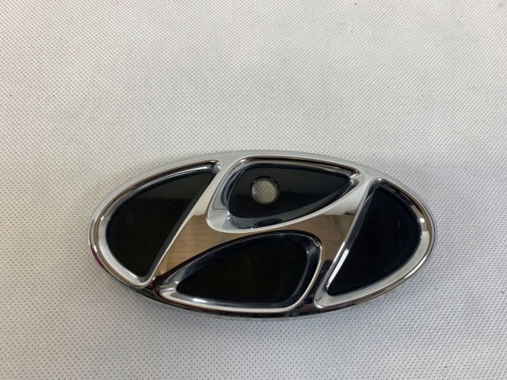 znak emblemat logo Hyundai Kona EV 86352-K4000