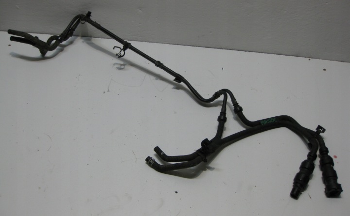 RENAULT MASTER III LIFT Tuyau flexible Conduit pieces tuyaux Tuyaux ADBLUE 204765122R
