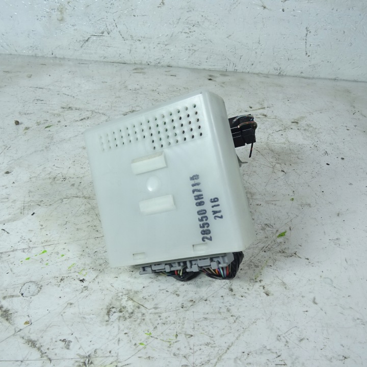 NISSAN X-TRAIL modul des zentralen Tueroeffner 28550-8H715