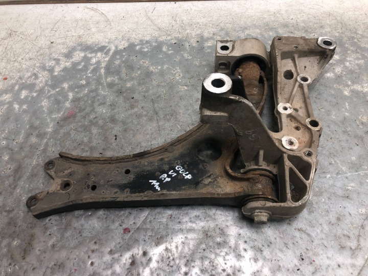 braccetto destra anteriore VW GOLF VI 1K0199296F