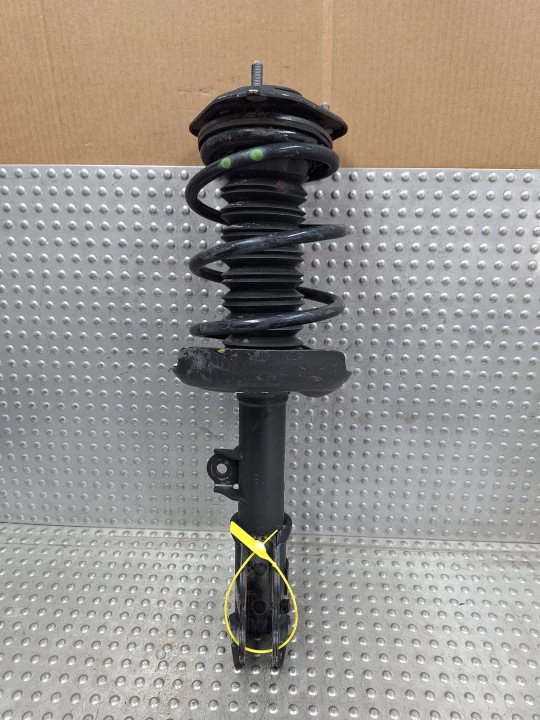 ammortizzatore sinistra anteriore TOYOTA CHR e 16-23 48520-F4021