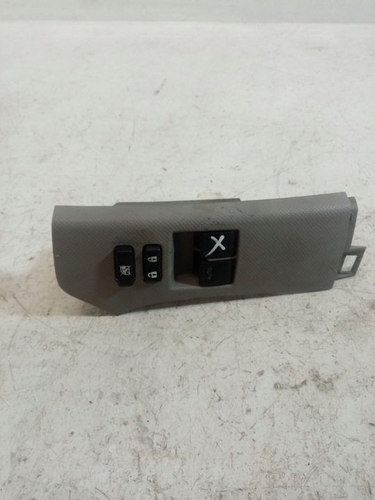 panel ovládání okna TOYOTA YARIS 2 74232-0D110