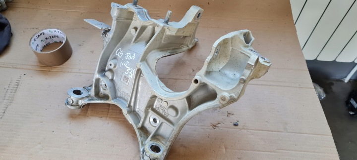 Q5 80A SQ5 STÜTZE STÜTZE HALTER KOLYSKI RECHTS VORNE 80A399296
