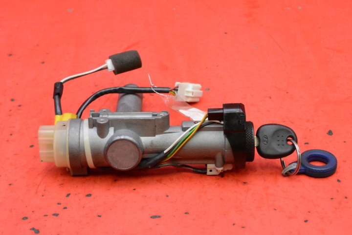 ignition key HYUNDAI SONATA 4 IV 2.0 16V 131 KM LIFT 01-12