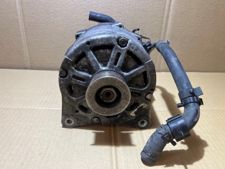 AUDI Q7 4L 3.0 TFSI alternatore 190A 06E903015
