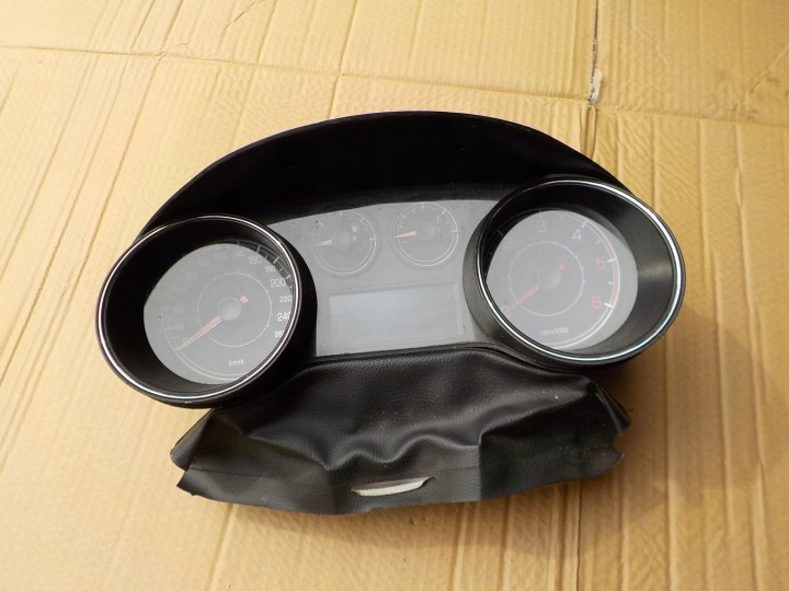 dials dials fiat bravo II 1,6 JTD 2009r EUROPA
