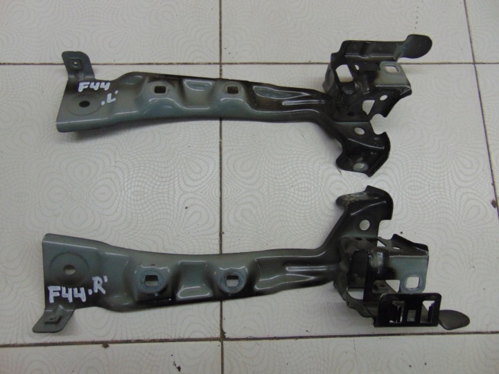 POIGNÉE CONSOLE SUPPORT PLAQUE BMW 2 F44 7450378
