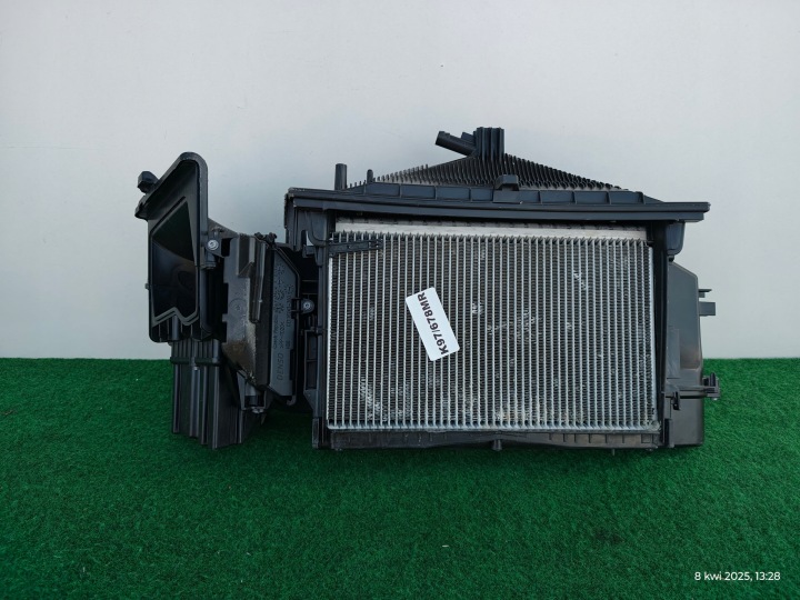 Bloc de chauffage complet Radiateur PORSCHE TAYCAN PANAMERA E-TRON K97/678MR