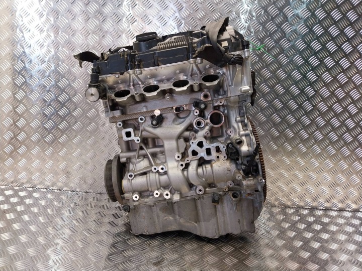 engine B48B20B BMW G01 G02 G20 G21 G22 G23 G26 G29 G30 G31 2.0B unprotected pillar