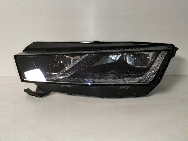Feux phare Avant reflektor Gauche SKODA OCTAVIA 4 IV 19- FULL LED