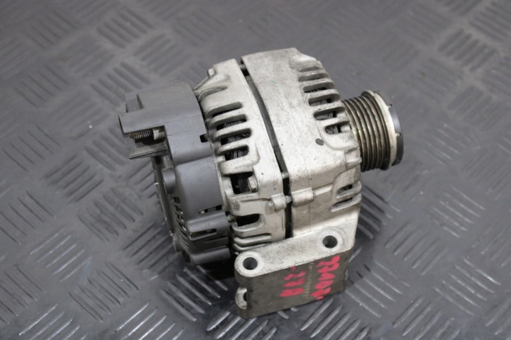 Alternateur Moteur 7710727A FIAT 500L 500 L 1,3 MJ