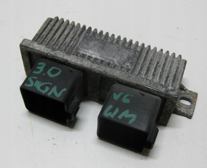 OPEL SIGNUM 07R LIFT Vezerlő egység modul Gyujtó gyertyak ZAROWYCH 24451765