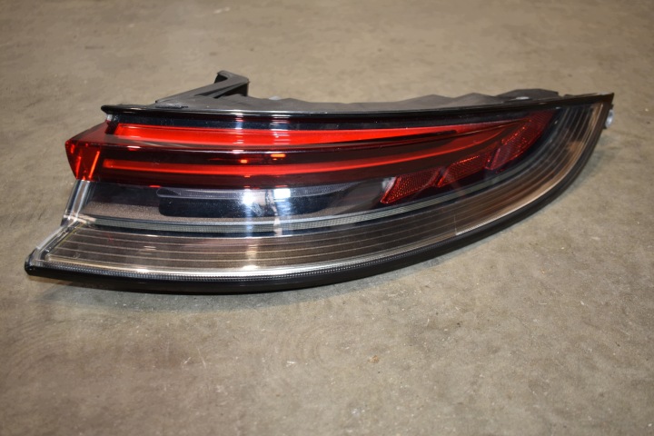 perfect condition light rear part rear right PORSCHE PANAMERA 971 LIFT USA 1