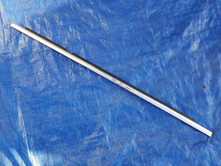 moulding CHROM door tylnych rear part dust right Mercedes R W251 LONG