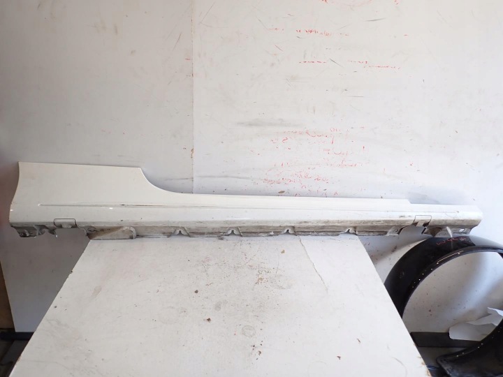 threshold moulding threshold right MERCEDES C-class W205 COUPE AMG A2056980600