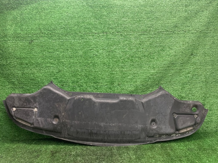 Mercedes E klasa W211 copertura GREMBIALINA sotto Paraurti Anteriore A2115203023