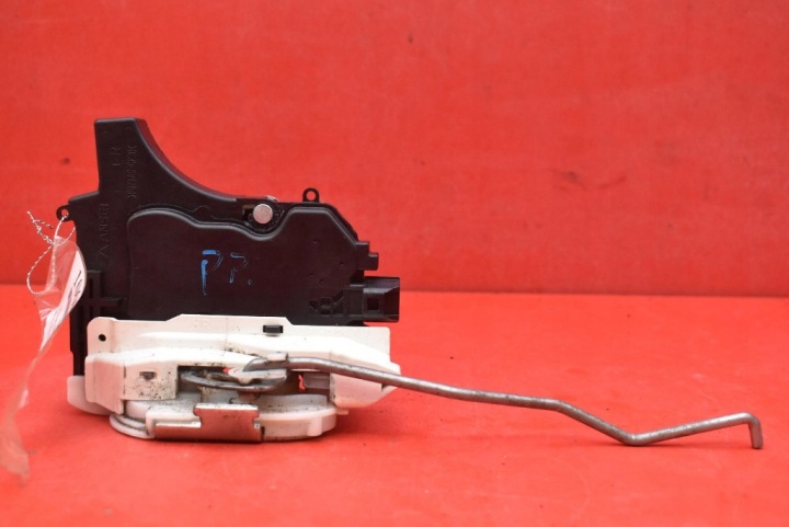 de la Serrure Portière Droite Avant Avant EU MITSUBISHI LANCER 8 VIII 5D HB 07-16