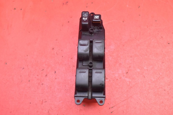 panel ovládání okna EU 8820-47050 TOYOTA PRIUS 2 II XW20 03-11