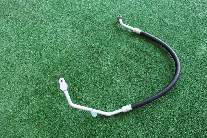 Conduit pieces tuyaux Tuyau Climatisateur air conditionné Compresseur SUZUKI JIMNY 1.3 16V DOHC 2005R> 2017R