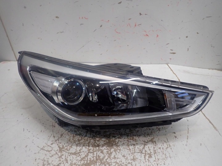 LICHT VORNE VORNE RECHTS HYUNDAI I30 III 2017