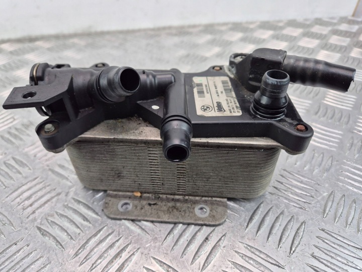 BMW 5 F10 F11 520i Motor Ölkühler Getriebe GK761877802 N20B20B