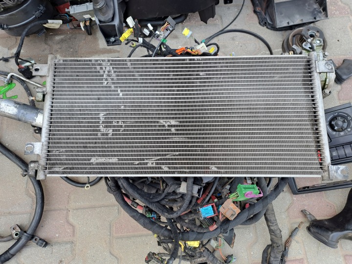 IVECO DAILY IV 06-12 2.3 CLIMATIZAREA COMPLETĂ A CONCURSULUI 10