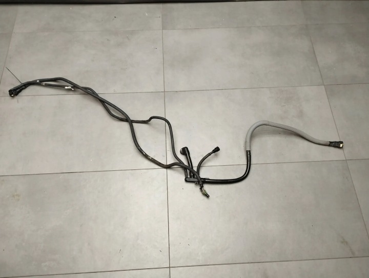 Land Rover Range Rover Sport L320 Tubi a vuoto AH229F321