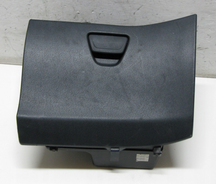 FORD FIESTA MK7 1.25 09R passenger compartment of the passenger 8A61-A06010-AHW