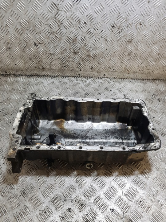 Coppa olio VOLKSWAGEN GOLF 5 038103603AG