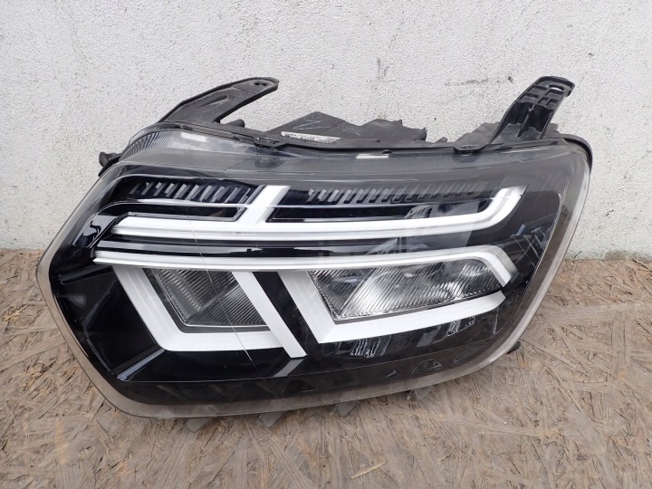 light left REFLEKTOR left LED DACIA DUSTER 2 II HM LIFT 21-24R 260602465R
