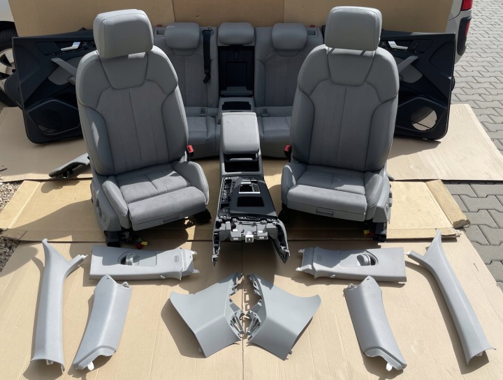 Siège Latérale/côté AUDI Q5 LIFT 80A Cuir, en cuir ALCANTARA ELEKTRYKA GRZANE Neuf