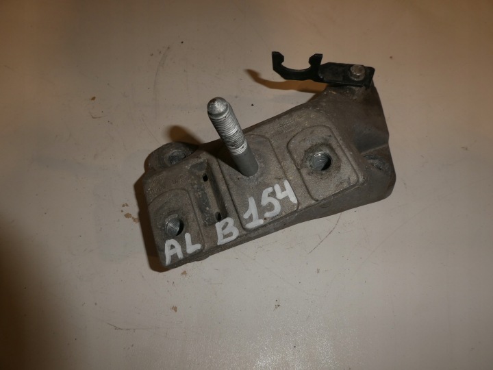 VW SHARAN and LIFT gearbox mounting 7M3399135A