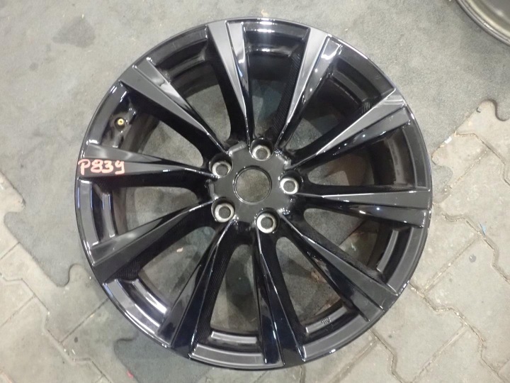 Alufelga felga NISSAN 5x114,3 ET40 7J 19"