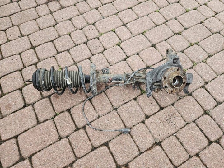 Stoßdämpfer Achsschenkel Radnabe Radlager vorne links schenkel lozysko Opel Adam 13408697