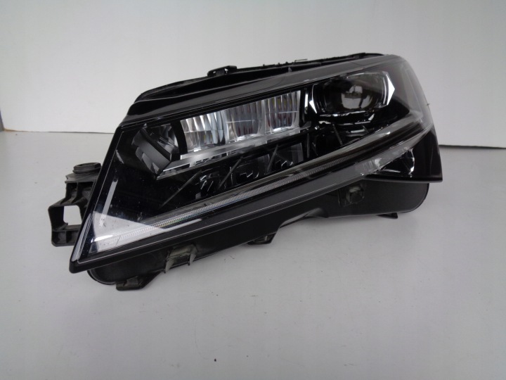 light left SKODA SUPERB III 3V 19- LIFT FULL LED