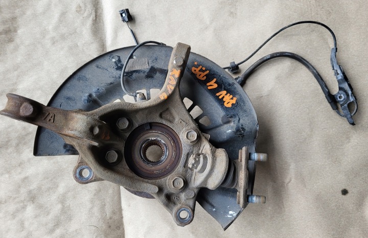 Achsschenkel Radnabe Radlager schenkel vorne rechts vorne Sensor ABS TOYOTA RAV4 V 2.5 HYBRYDA