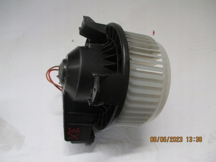 ventilátor fütések JAGUAR XE GX73-19E624-AA