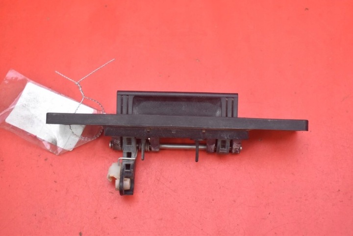 Poignée du capot Arrière Arrière 0K55262410 KIA CARENS 2 II 02-06