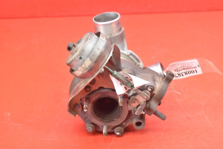 turbo TURBINA 17201-0R070 TOYOTA AURIS 1 and 2.0 D-4D 126 KM 10-12