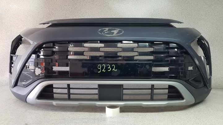 HYUNDAI BAYON 2021 - Stoßstange vorne 9232