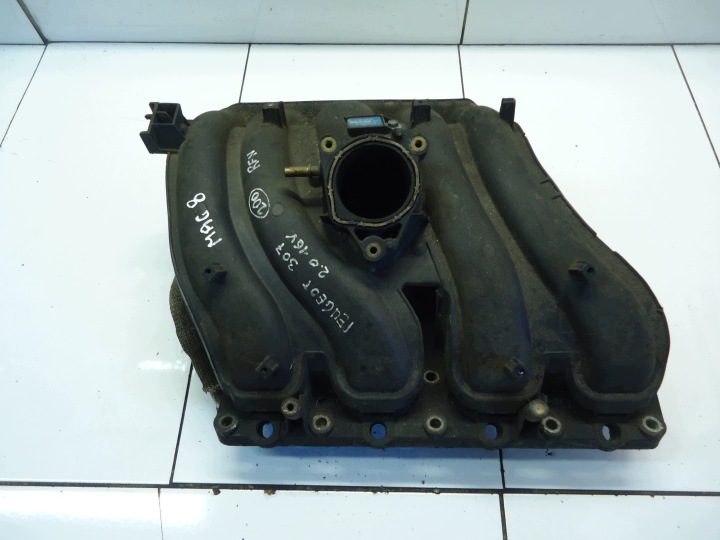 CITROEN PEUGEOT 2.0 16V Saugrohr Unterteil 9638986080