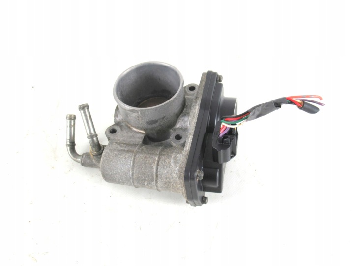škrticí klapka NISSAN QASHQAI a J10 JUKE F15 1.6 16V RME50-18 SERA526-01