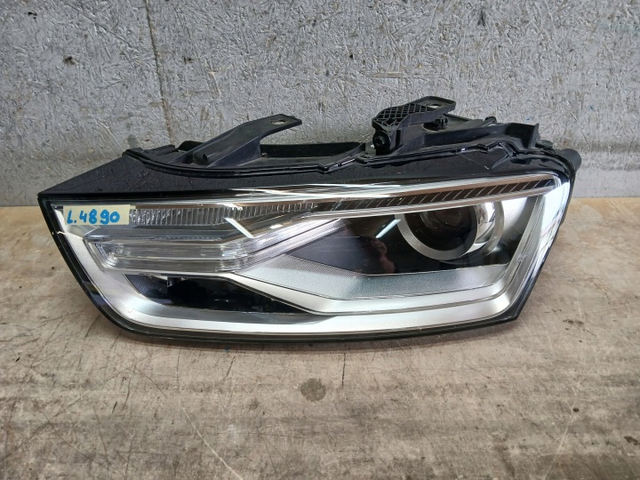 Licht vorne links AUDI Q3 8U XENON LED LIFT 14- 8U0941043C