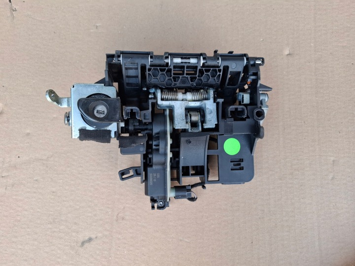 Porsche 911 992 Console Poignées prawych Portière 992800375E Mécanisme de la serrure dr