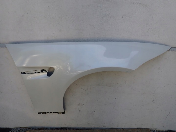 AILE DROITE AVANT AVANT BMW M3 III E92 COUPE E93 CABRIO 2007- 8042832