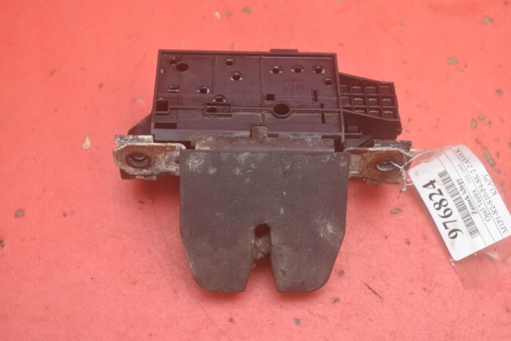 lock bonnet rear part boot 495072894 OPEL VECTRA C KOMBI 02-05
