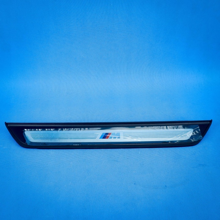 leiste schutzleiste blende gehäuse schwellen vorne M BMW 5 G30 51475A0DB65 5A0DB65 32km