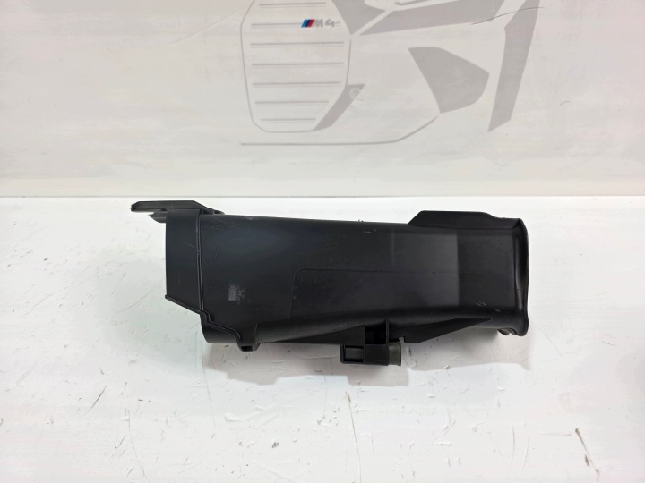 intake tube air duct air line left BMW M3 M4 M2 G80 G81 G82 G87 8095803