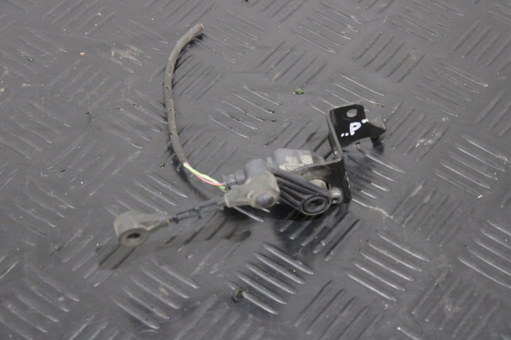 sensor POZIOMOWANIA right J9D3-3C280-AA JAGUAR and-PACE X590 EV400