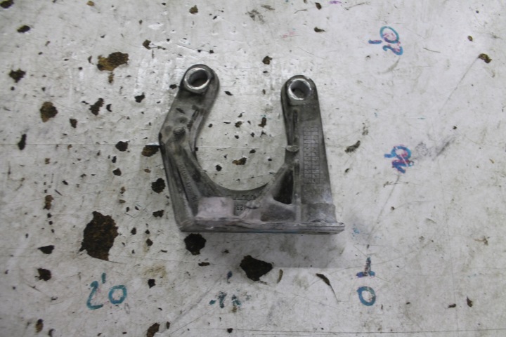 STÜTZE STREBE GETRIEBE GETRIEBE 30713236 VOLVO XC60 UND 2.4 D5 08-17